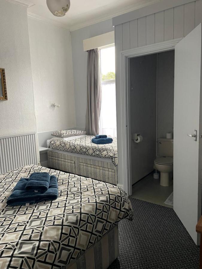 Earlsmere Guest house Kingston upon Hull